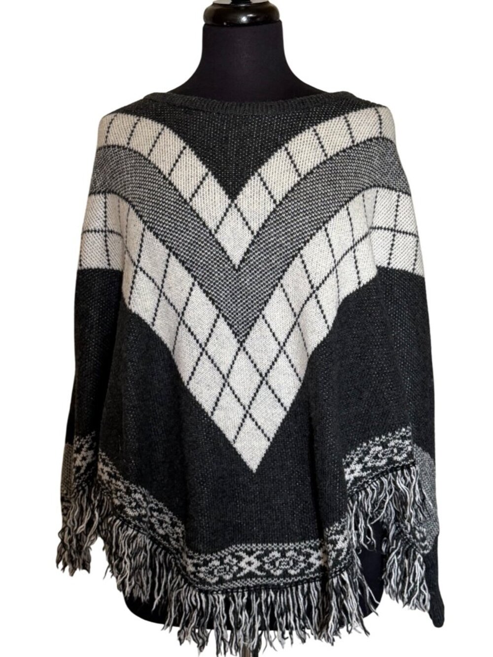 Mossimo Cream & Charcoal Dark Gray Chevron Poncho Sweater Women's Size S/M-P/M